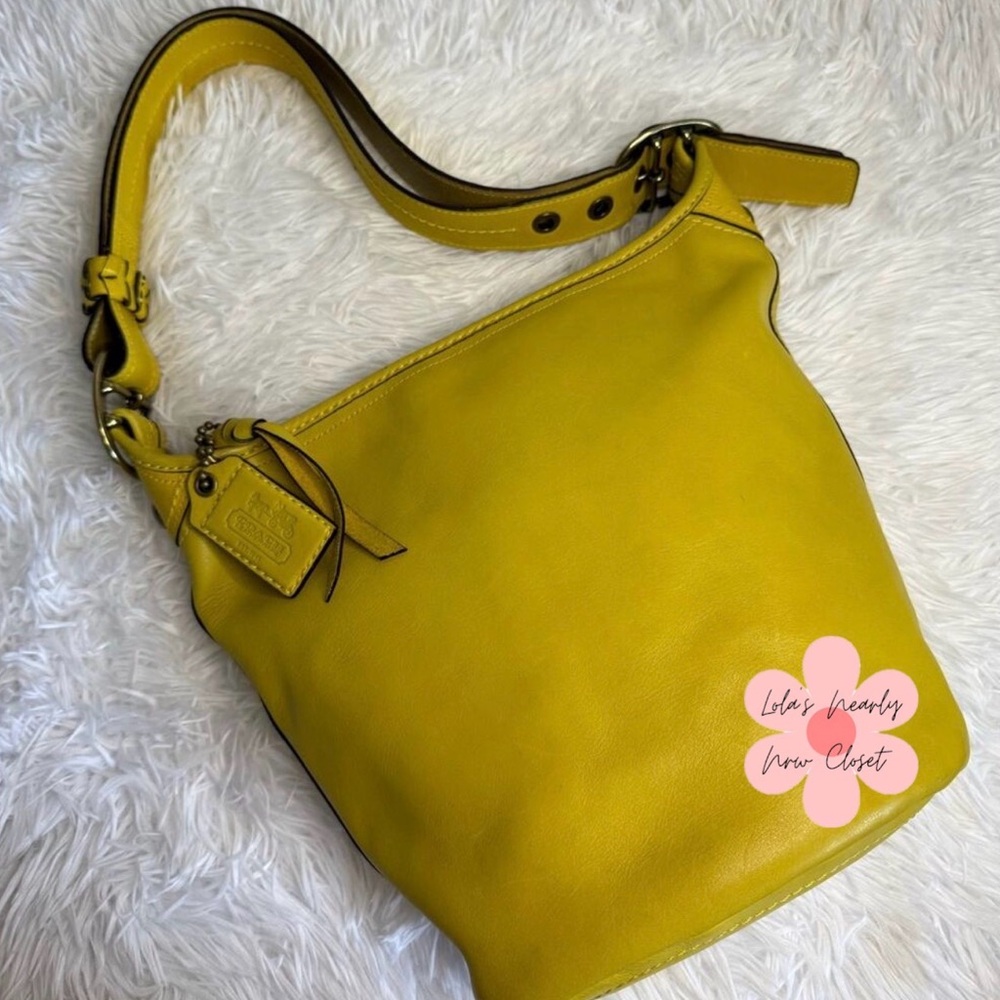 y2k COACH 2007 Bleecker 11422 Yellow Duffle Bucket Shoulder Bag Crossbody
